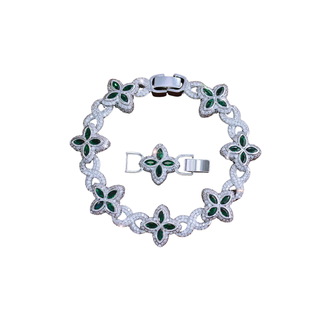 Infinite Clover Bracelet