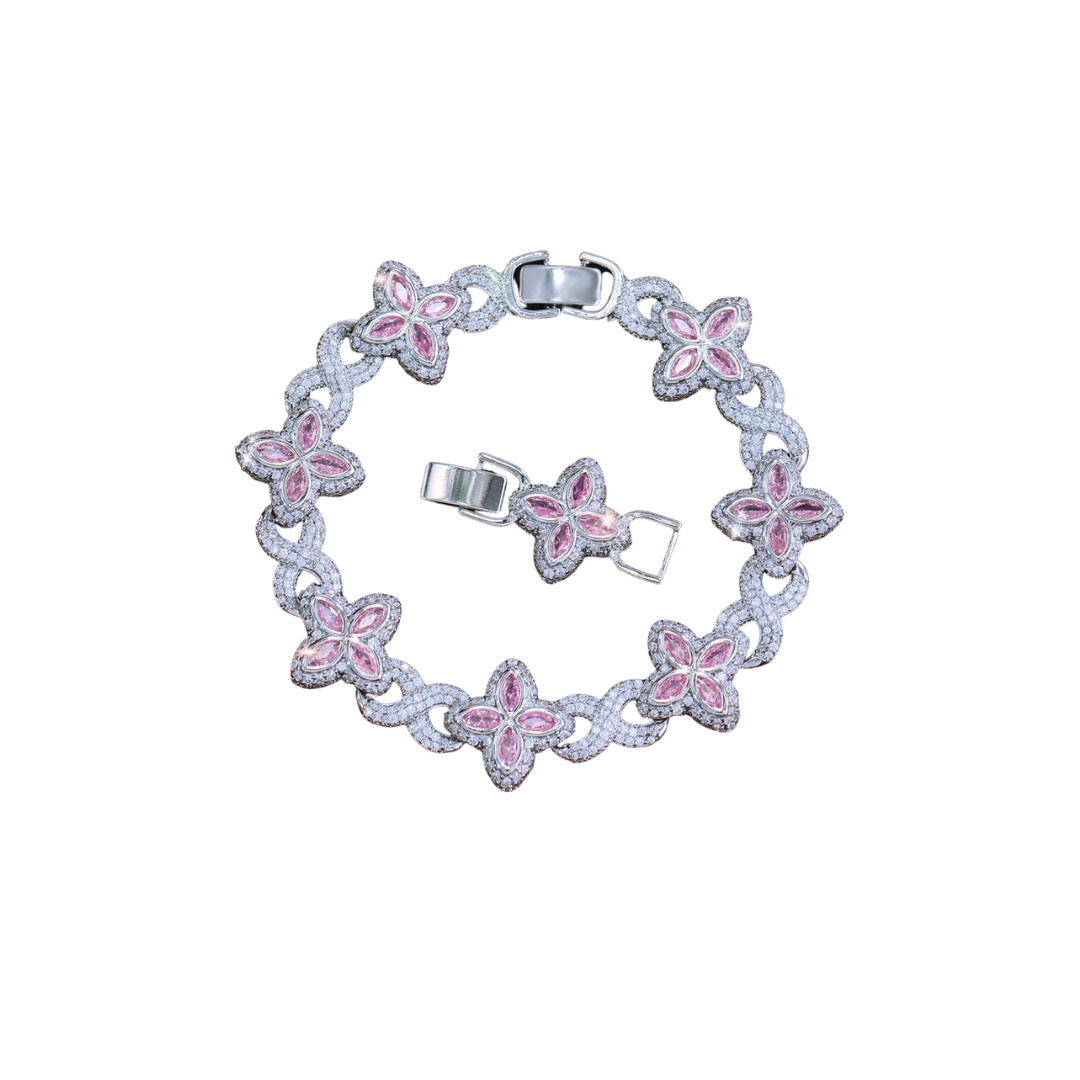 Infinite Clover Bracelet