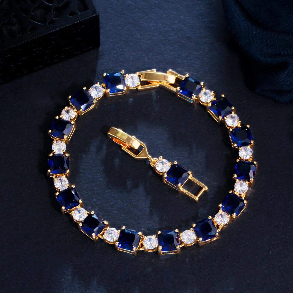 Cubic Crest Bracelet