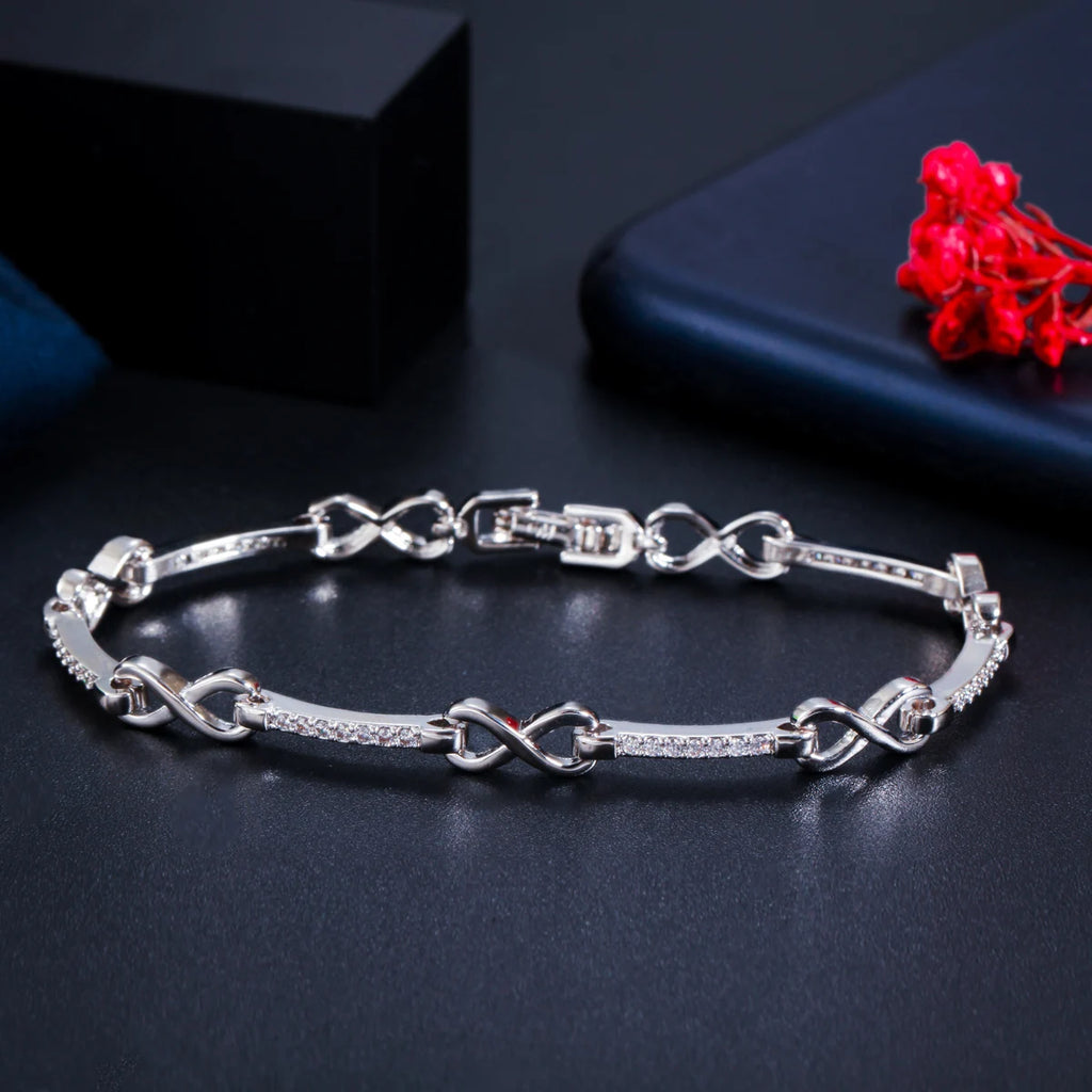 Infinity Link Bracelet