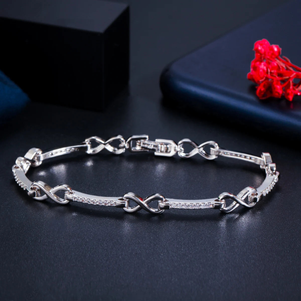 Infinity Link Bracelet