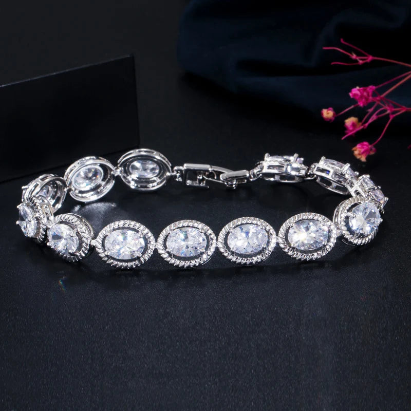 Stined Oval Bracelet