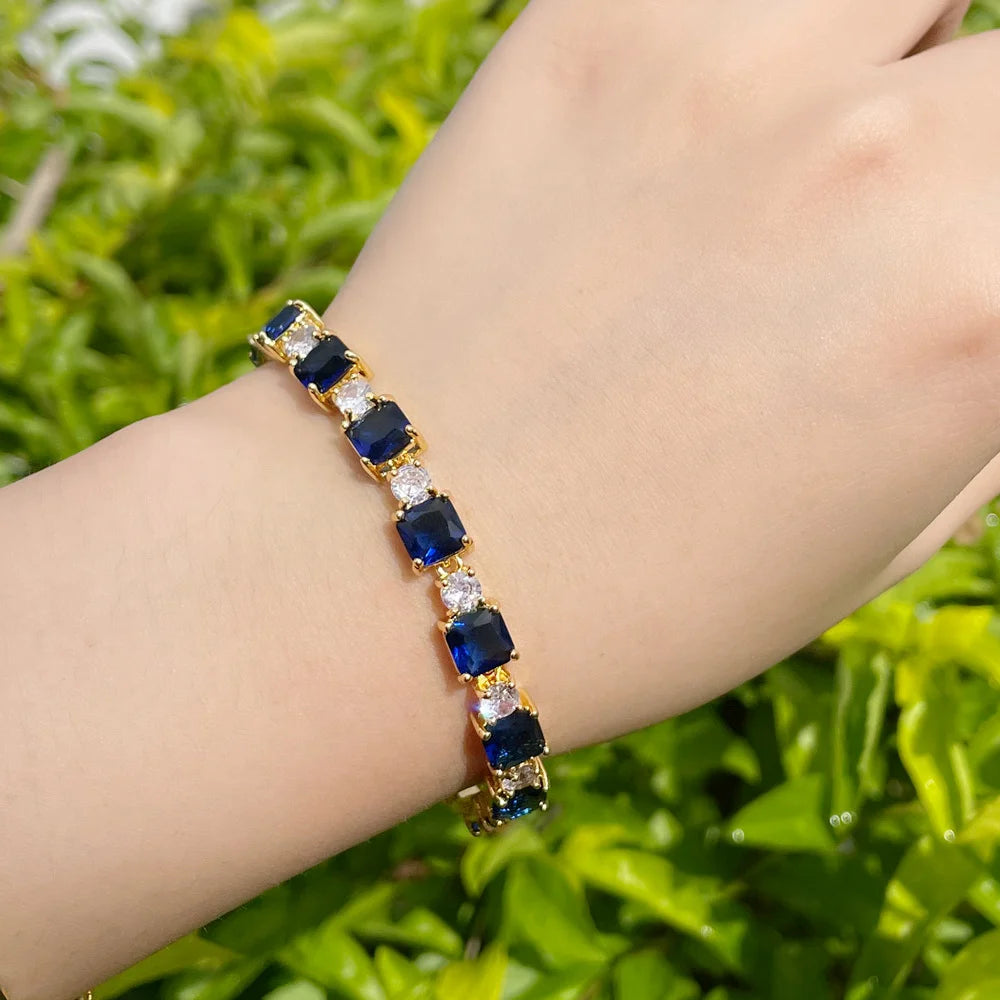 Cubic Crest Bracelet