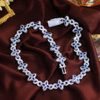 Infinite Clover Chain