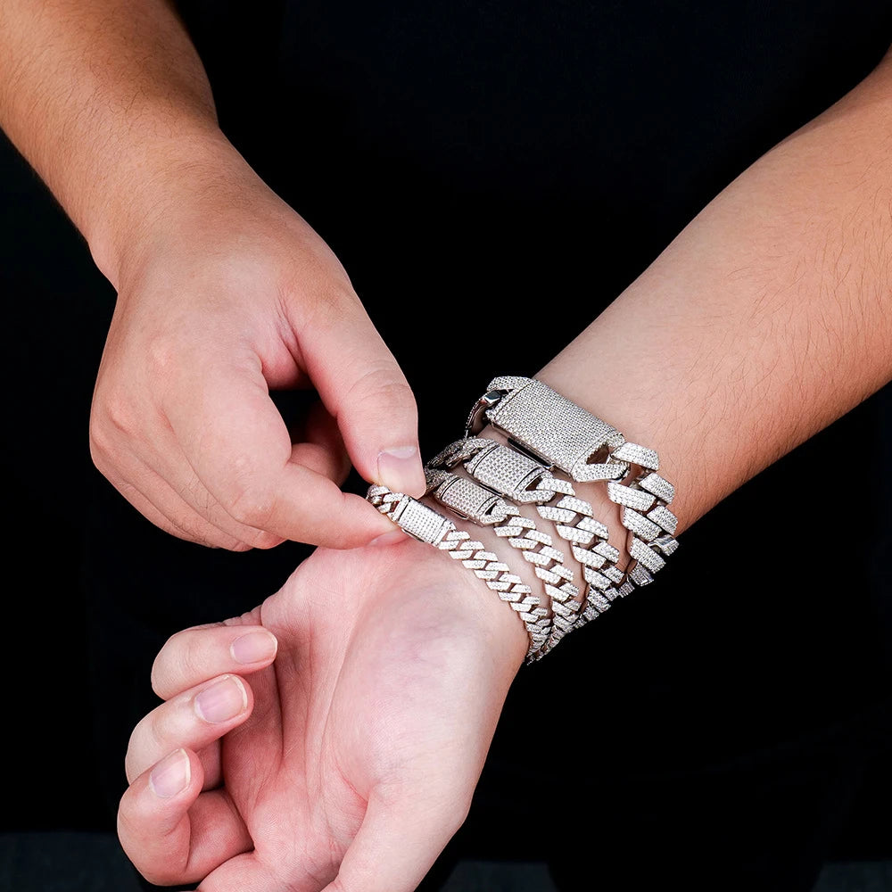 VVS1 Metro Cuban Moissanite Bracelet