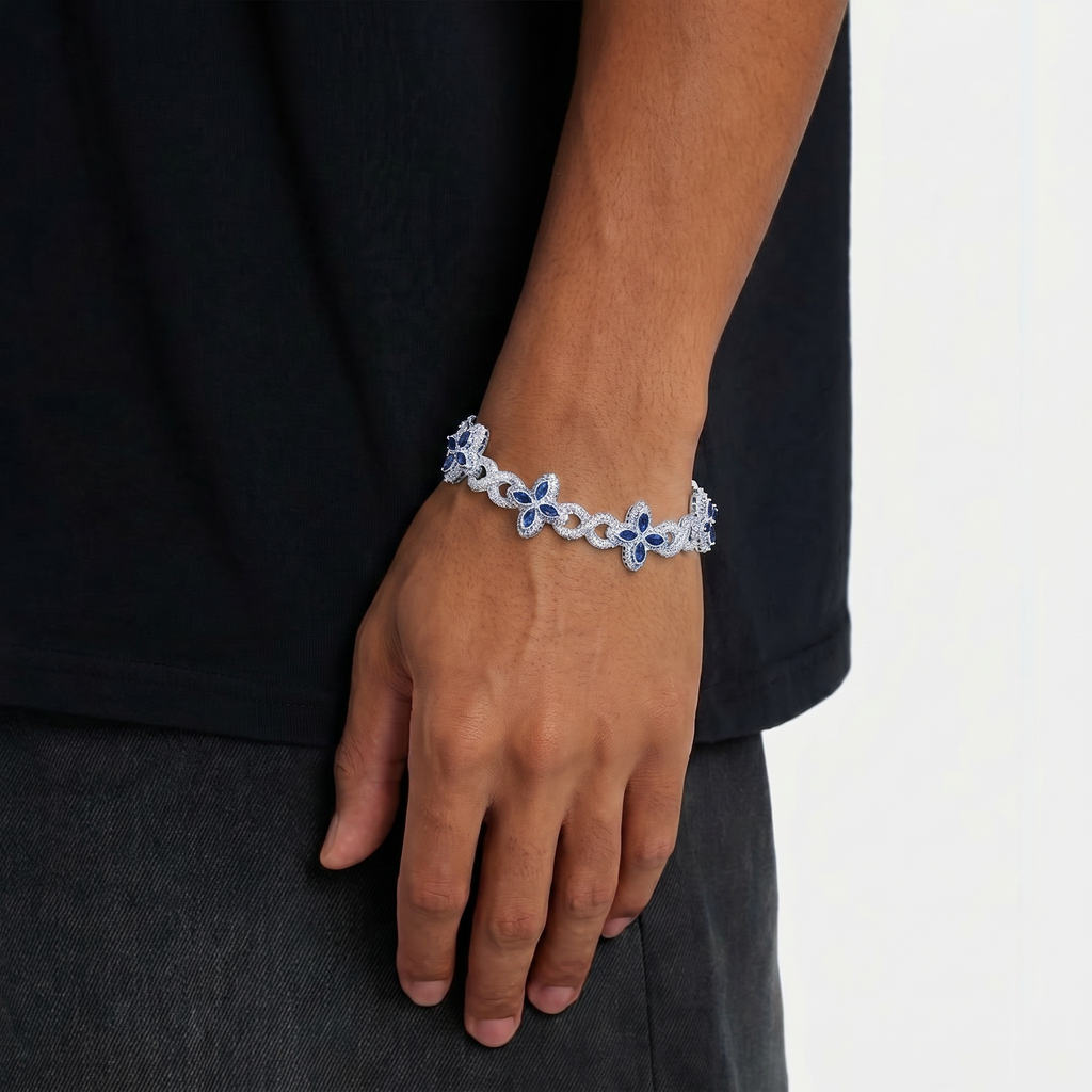 Infinite Clover Bracelet